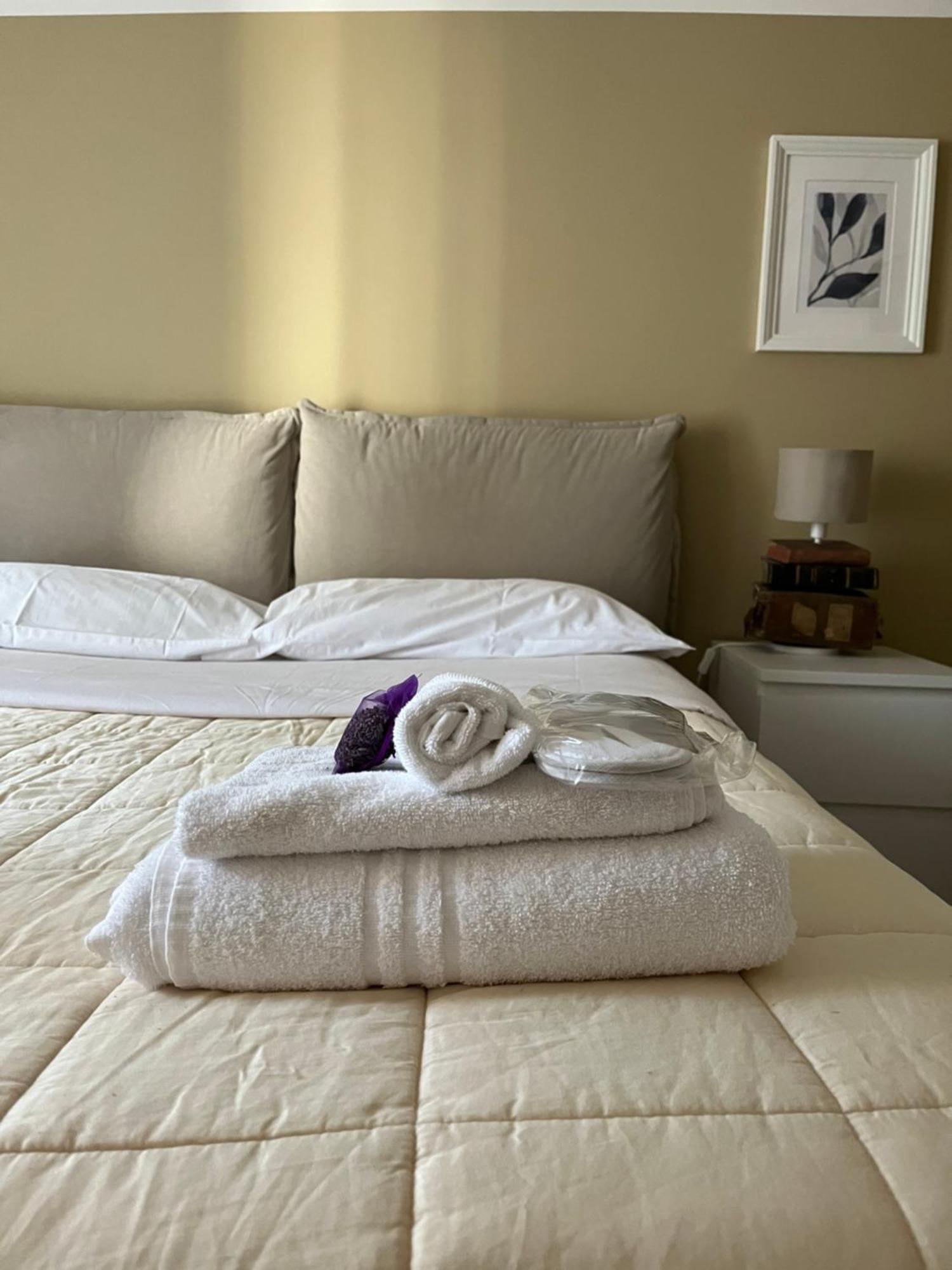 La Rocca Luxury Apartment Parma Bagian luar foto